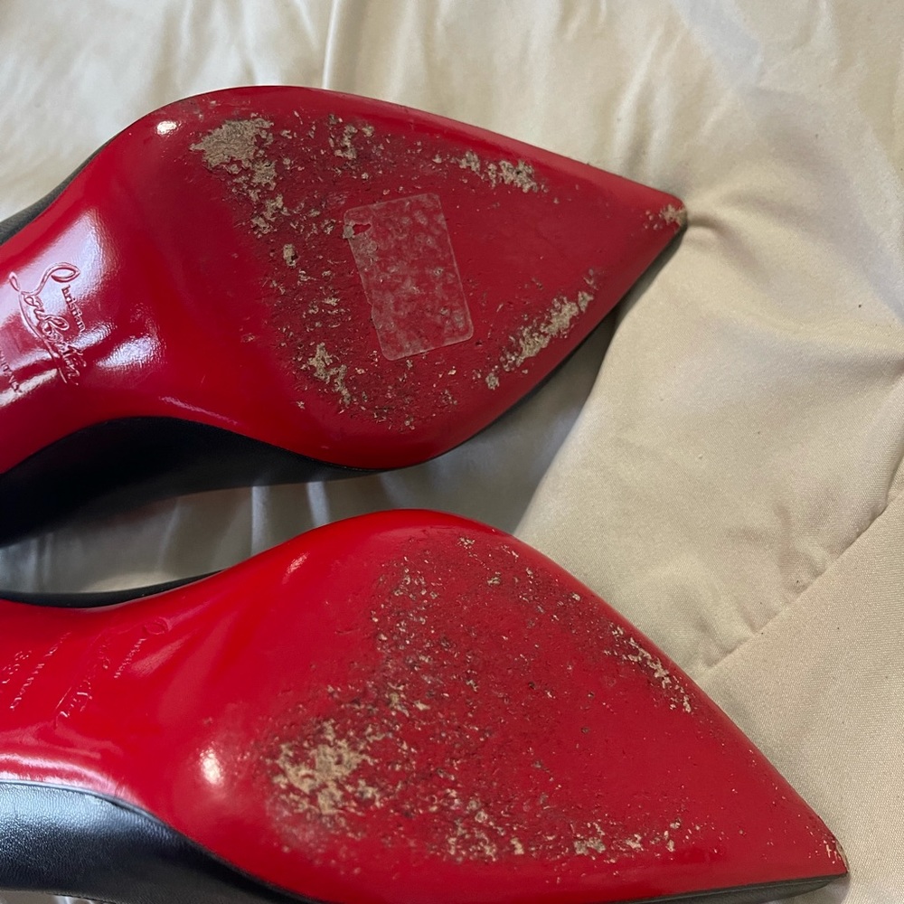 Christian Louboutin - Picture 9 of 13